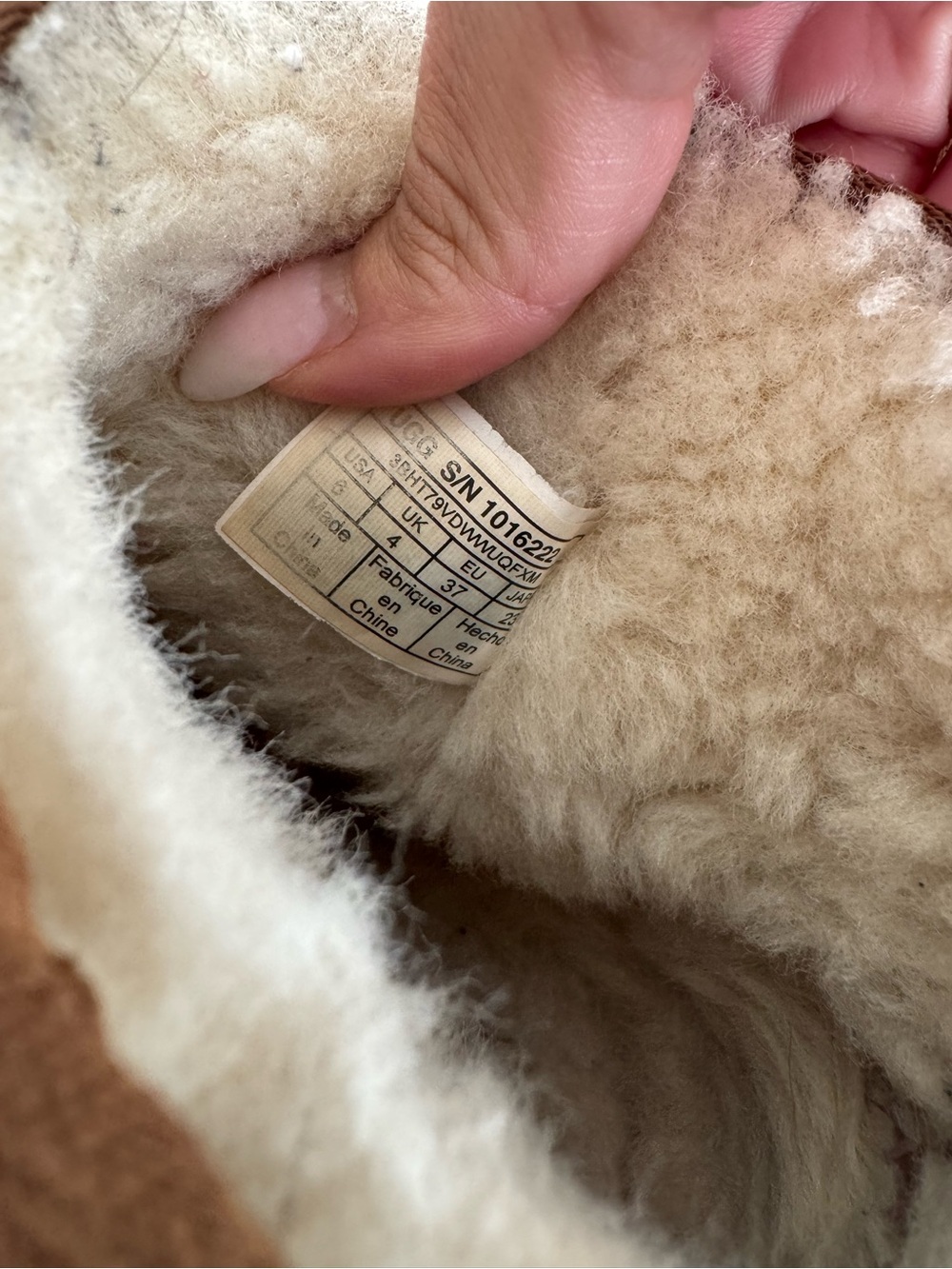 UGG Chestnut Classic Mini - Picture 7 of 8
